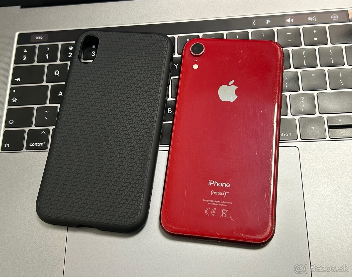 Apple iPhone XR 64GB Red - 10