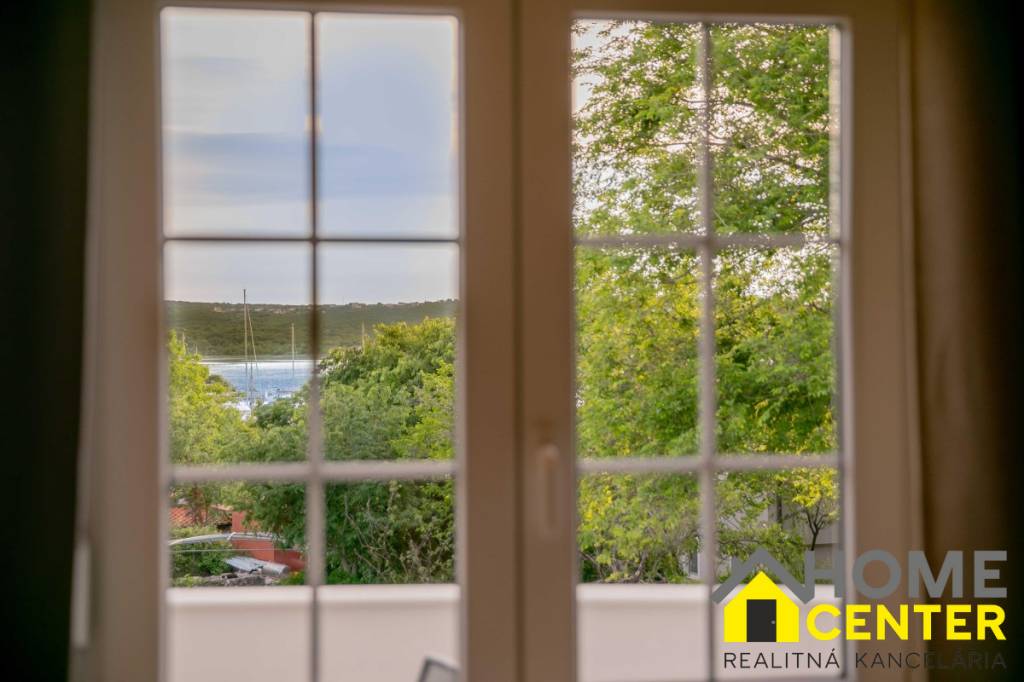 Atraktívna vila /230 m²/ s bazénom a záhradou, ISTRIA, ostro - 10