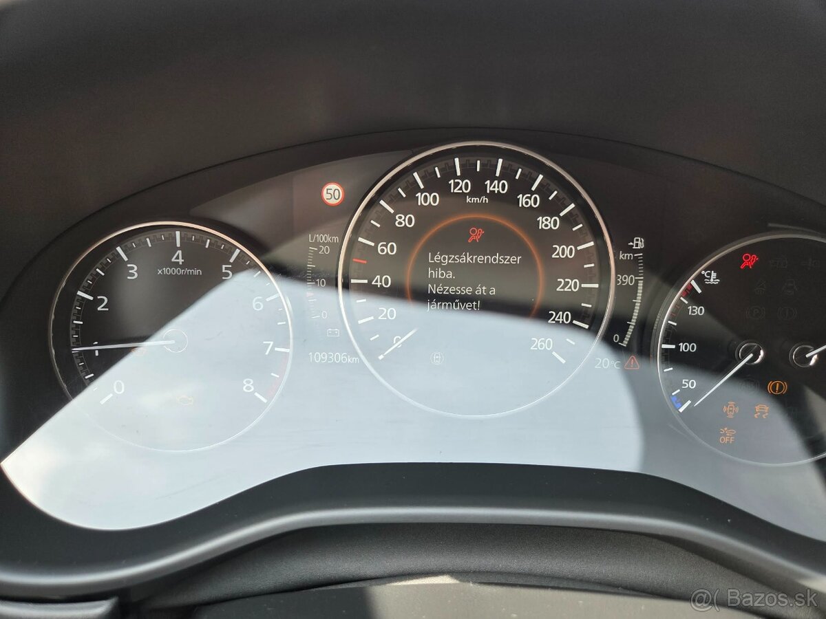 Mazda CX30 2,0i 132 kw - 10