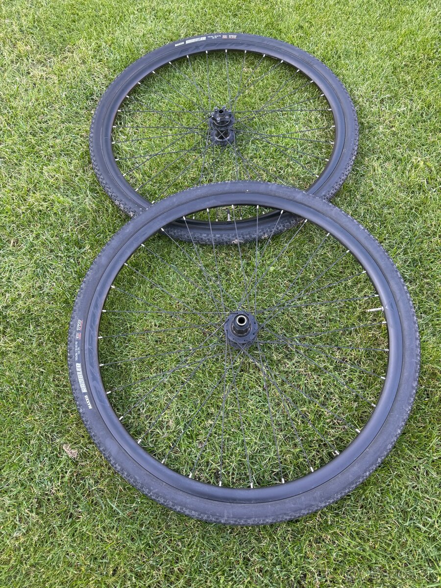 Gravel Merida Silex 600 vel. M - 10