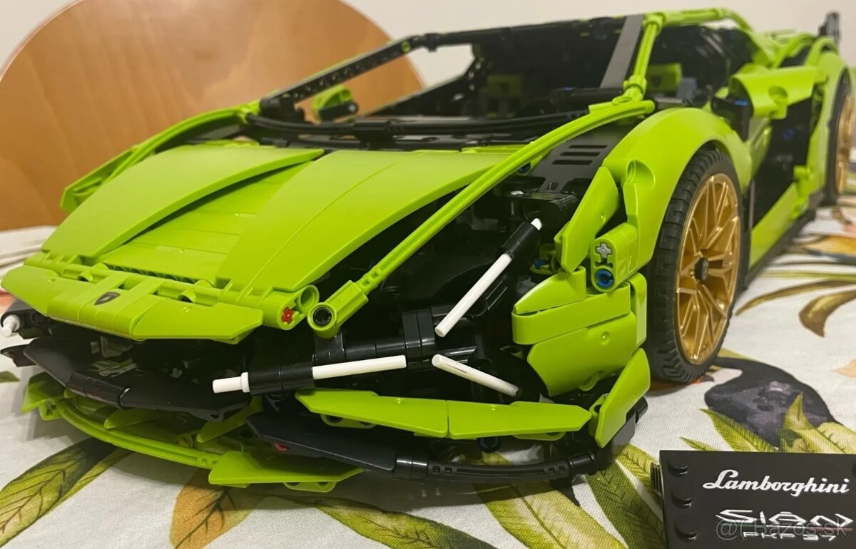 lego Technic zavodne auta - 10