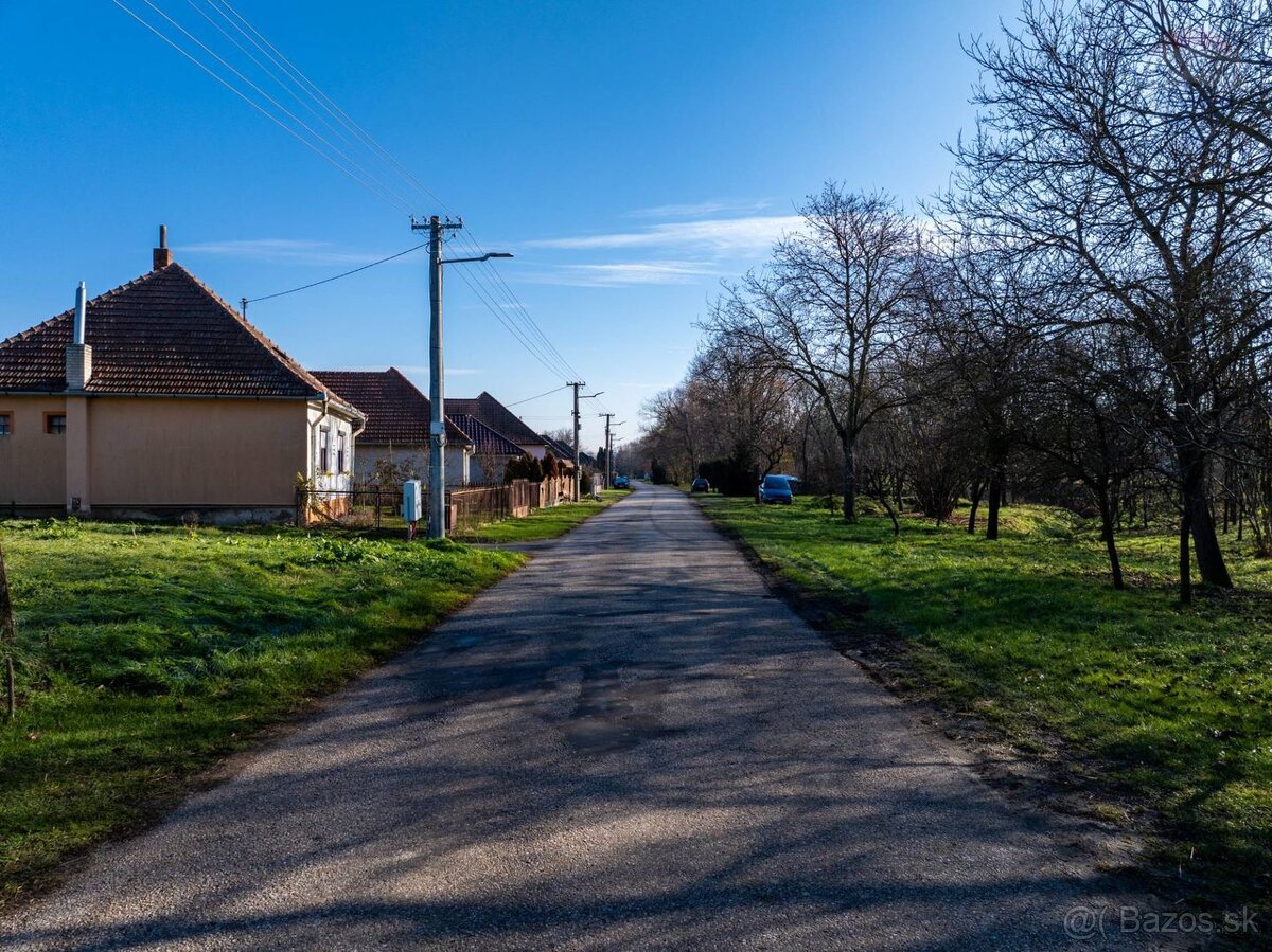 Predaj stavebný pozemok 638m2 Nové Sady časť Kotrbál - 10