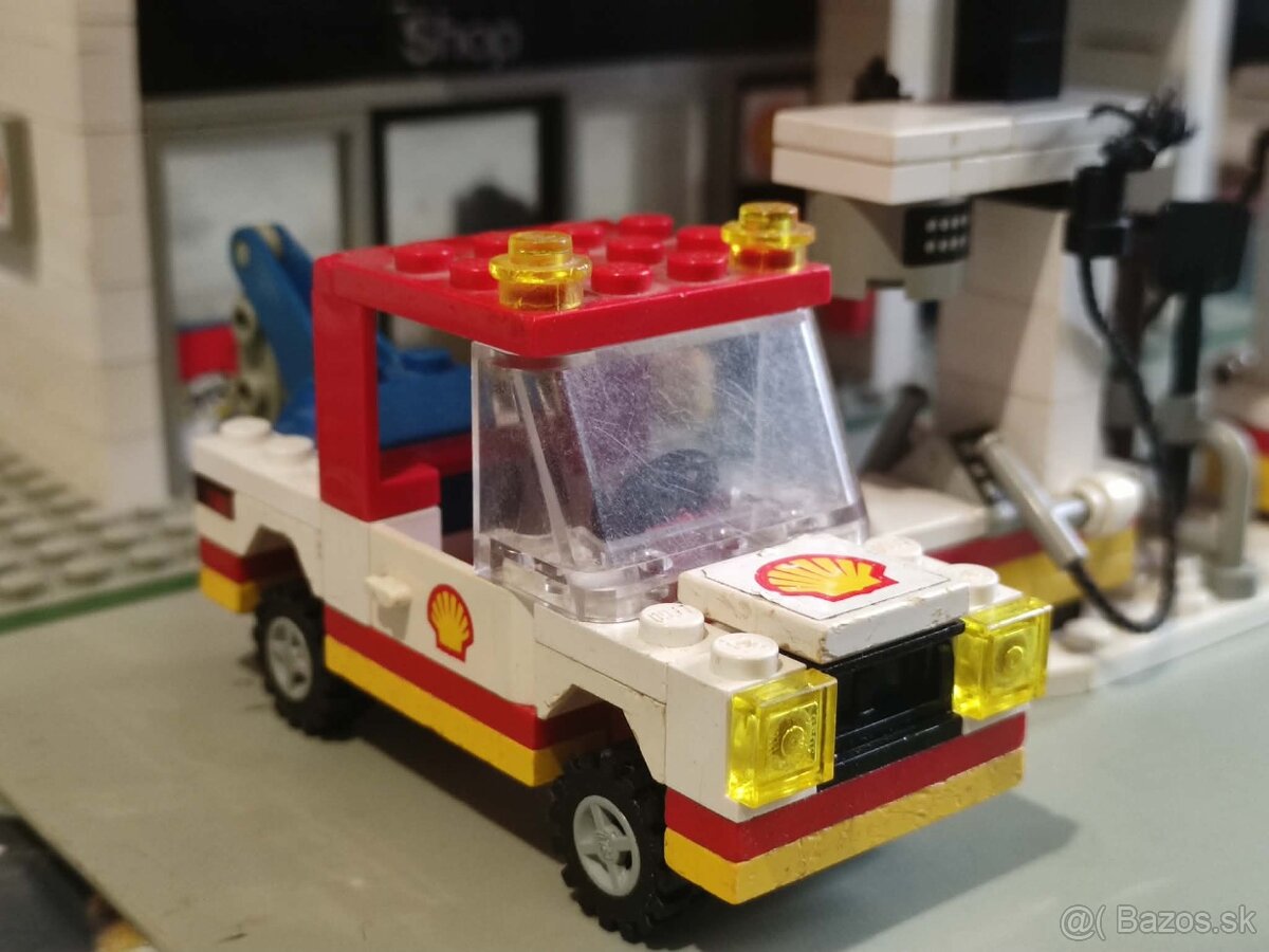 LEGO 6378 Shell Service Station - 10