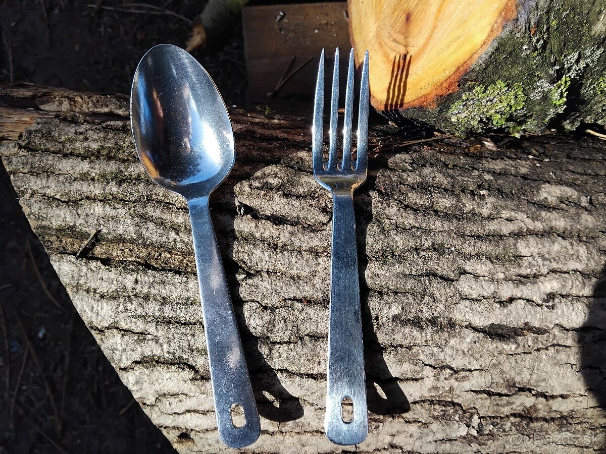 Ešus a poľná flaša - 10