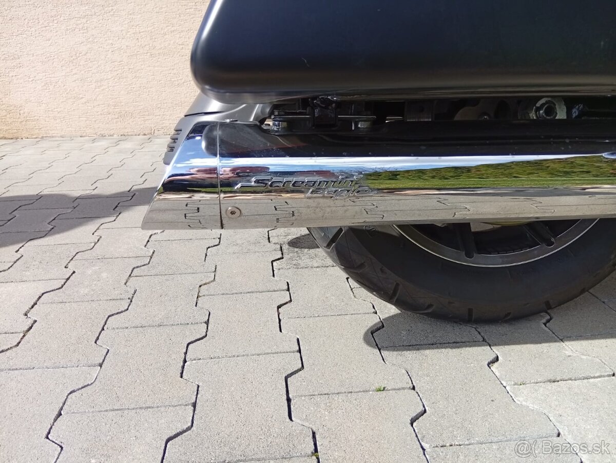 Harley Davidson Ultra Limited FLHTK - 10