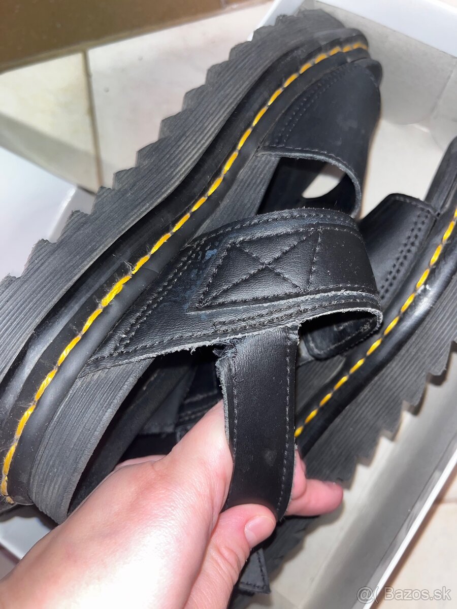 Sandaly Dr. Martens Voss - 10