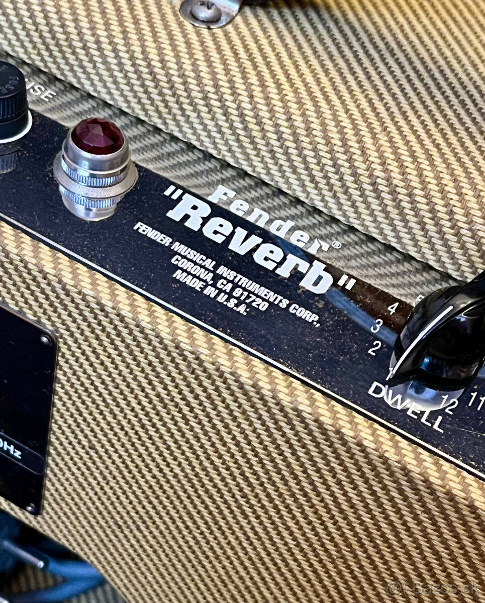 FENDER PR263 REVERB UNIT - VINTAGE 95´ - 10