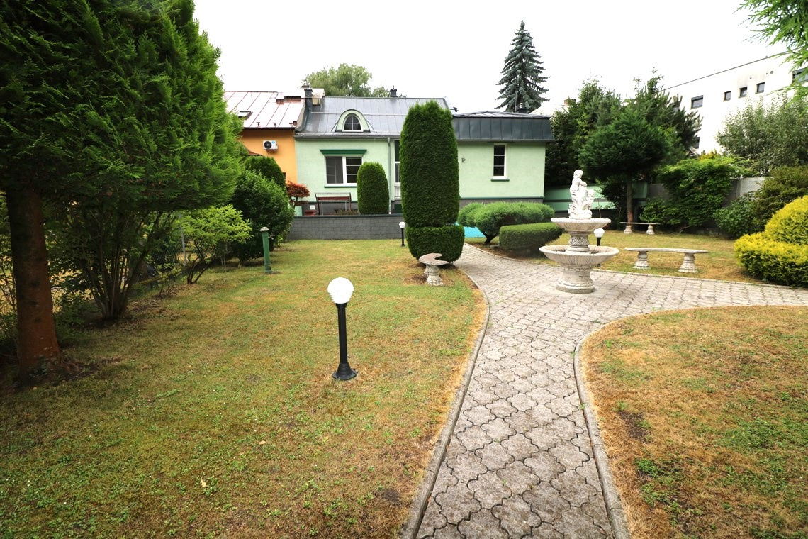 PREDAJ POLYFUNKĆNÝ OBJEKT BLÍZKE CENTRUM MESTA - 10