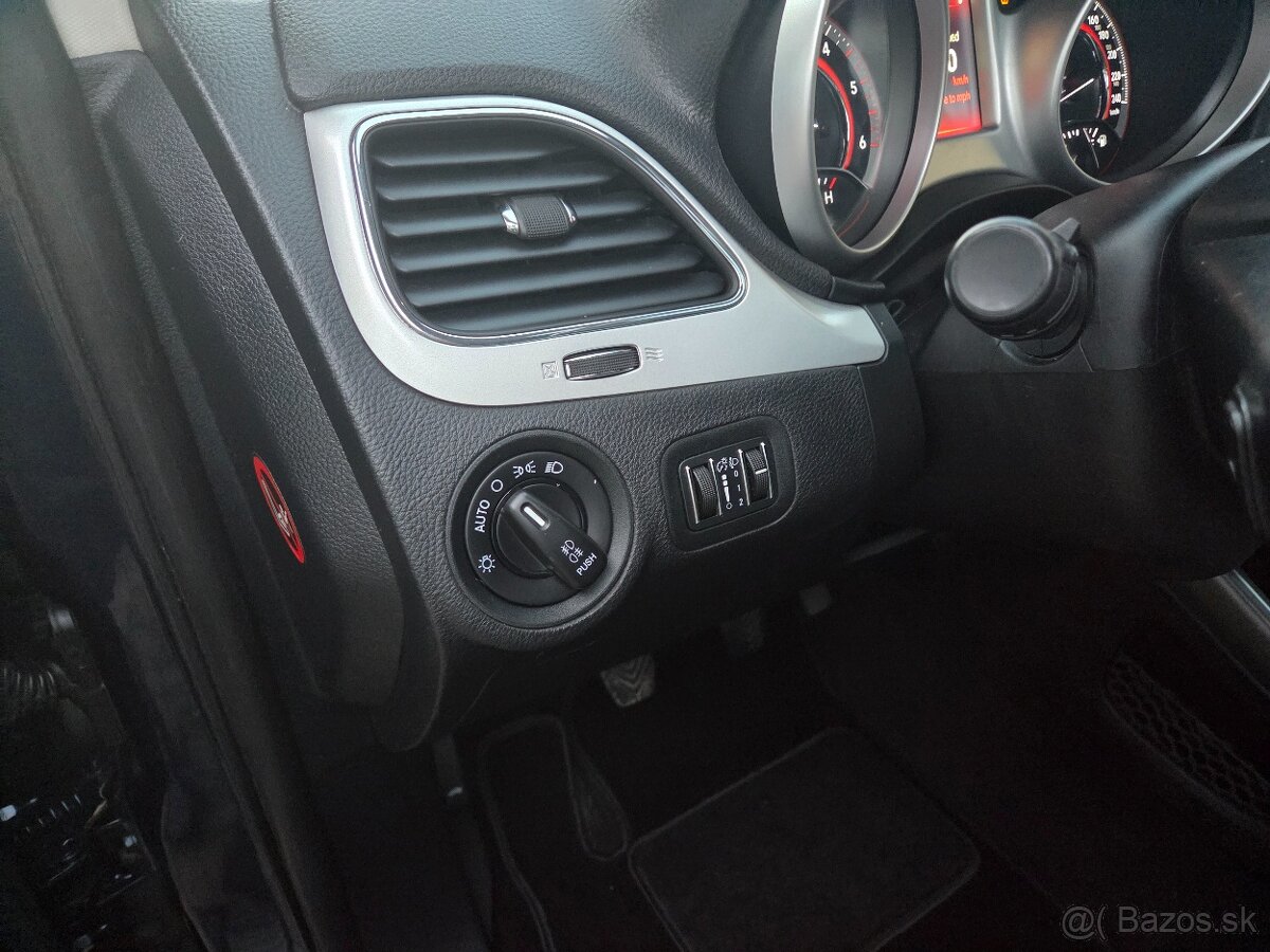 Fiat Freemont 2,0 JTD - 170 koní, manuál - 10