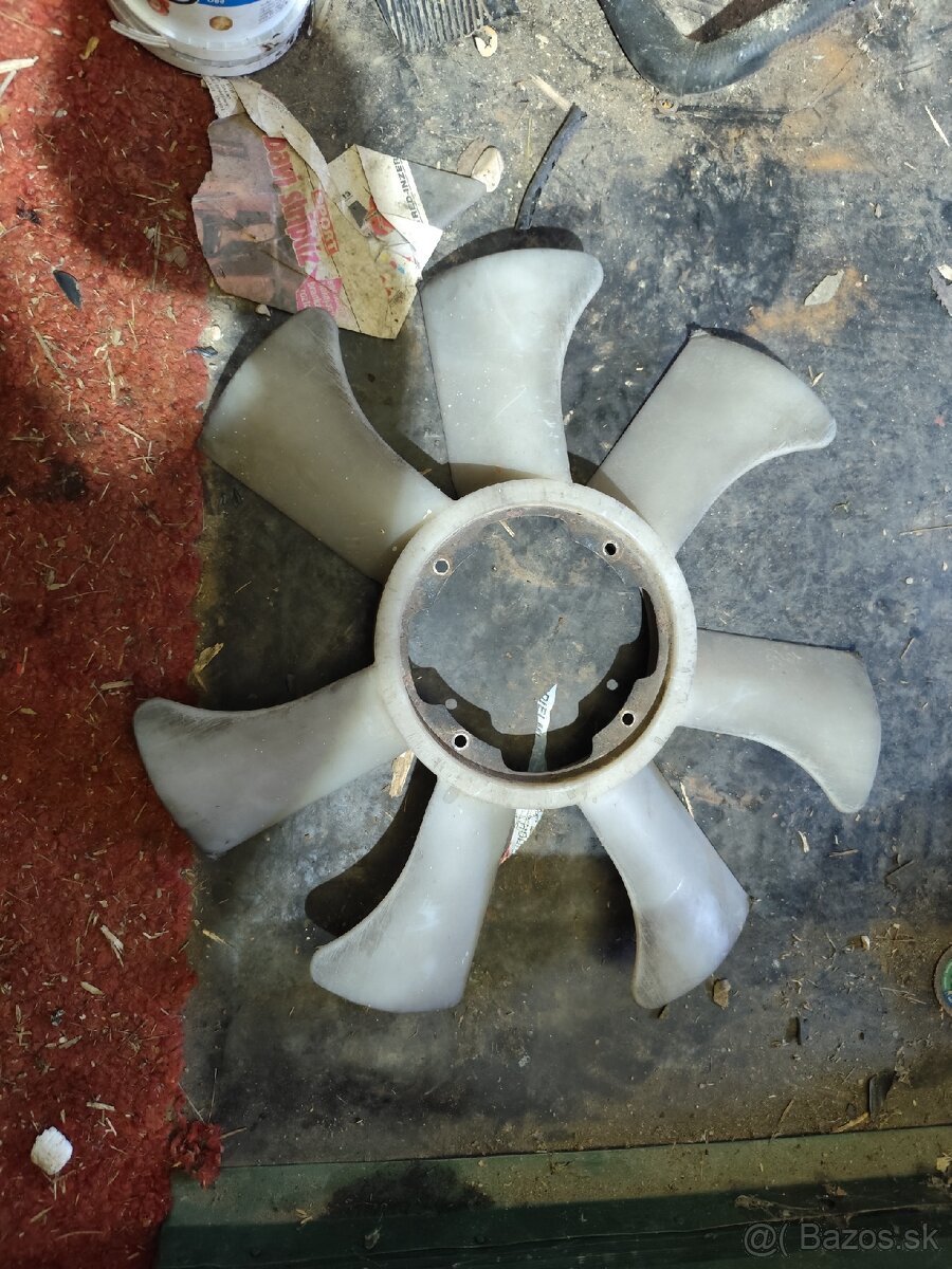 Rozpredám Nissan Terrano 1 WD21 2,7 TD 74kw - 10