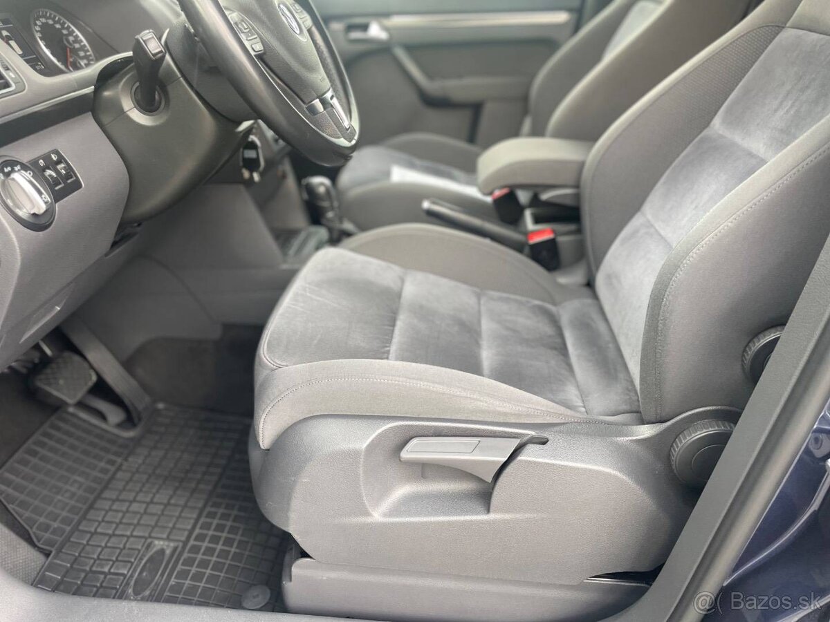 Volkswagen Touran 1.6 TDI Premium Comfortline DSG - 10