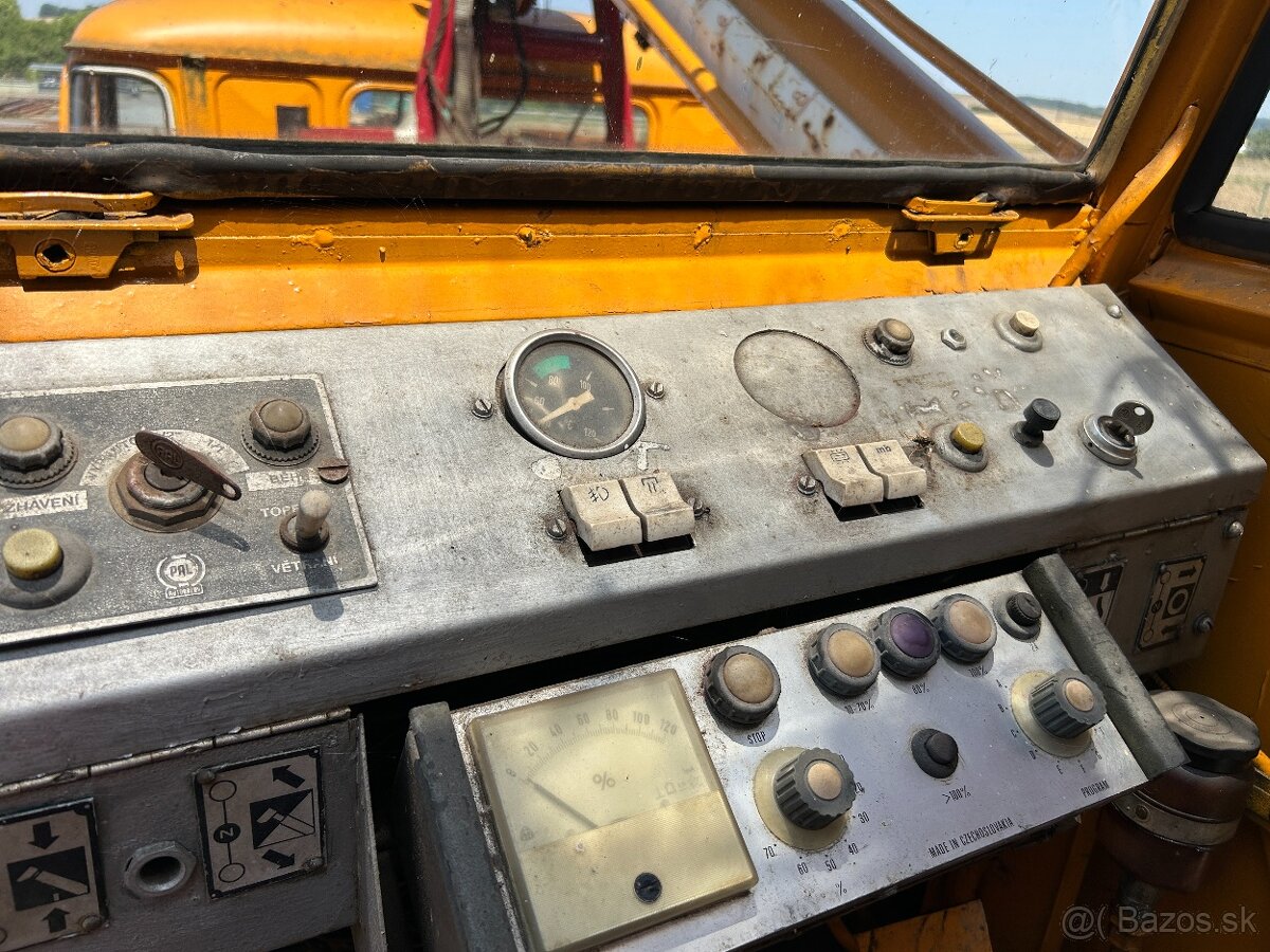 Autojeřáb TATRA T148 AD160 6x6 - 10