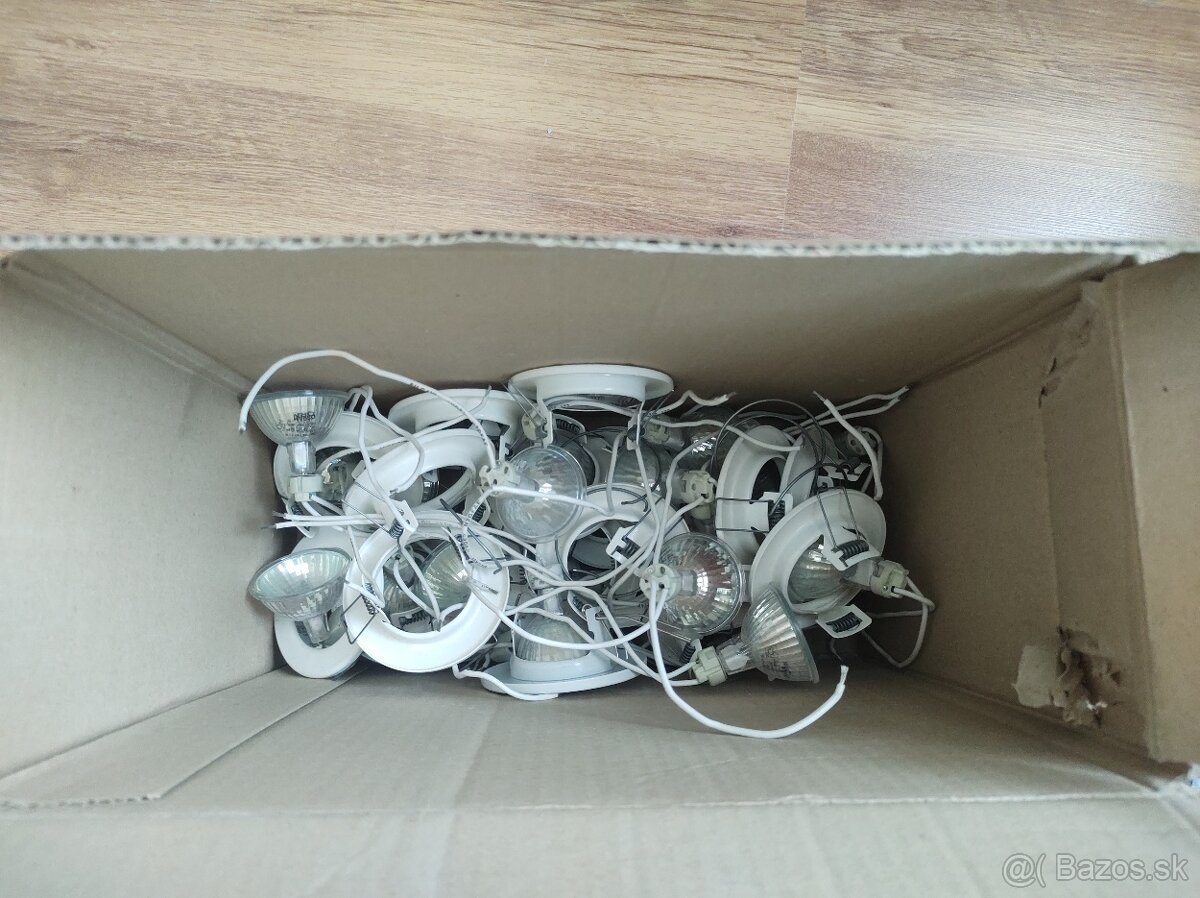 -30- Wire System Med 3 x 20W Halogen Spot - 10