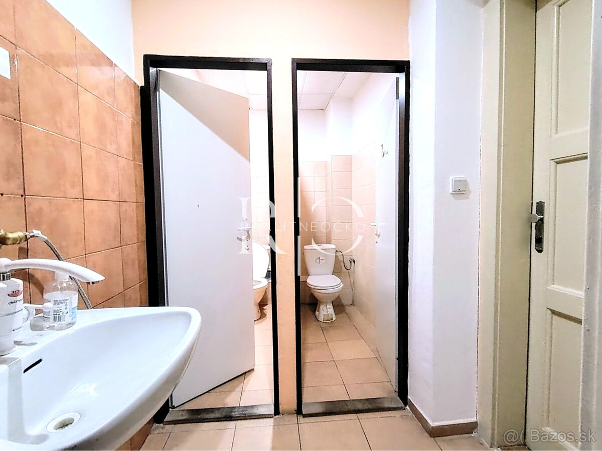 POSLEDNÝ voľný- Prenájom PRIESTORU v centre mesta Kežmarok - 10