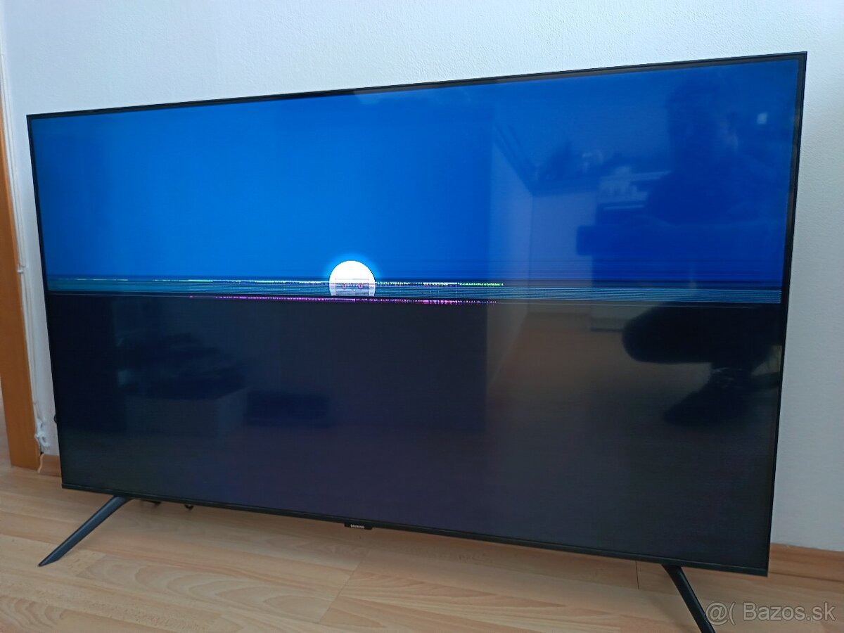 Predám TV Samsung UE50TU8070U - 10
