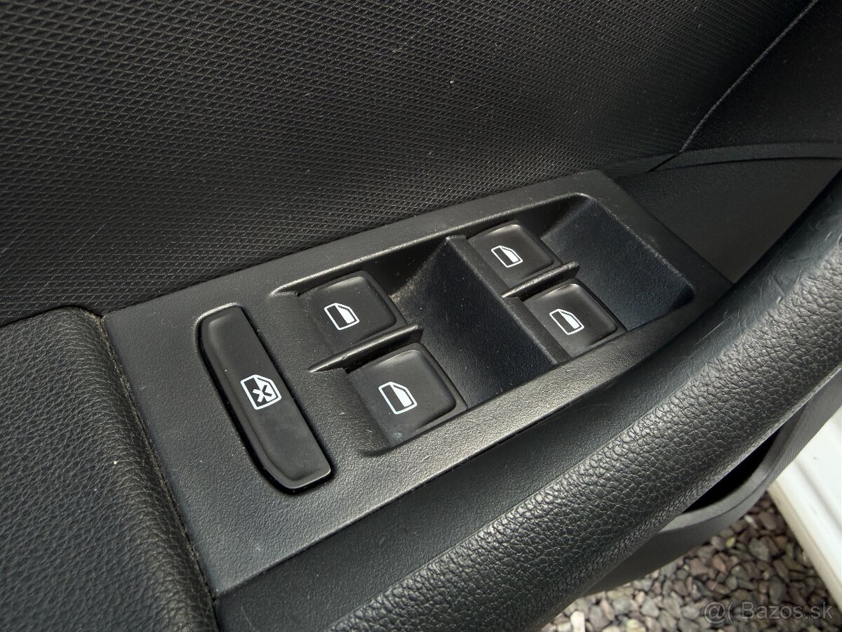 Škoda Rapid 1.6 TDI Elegance - 10