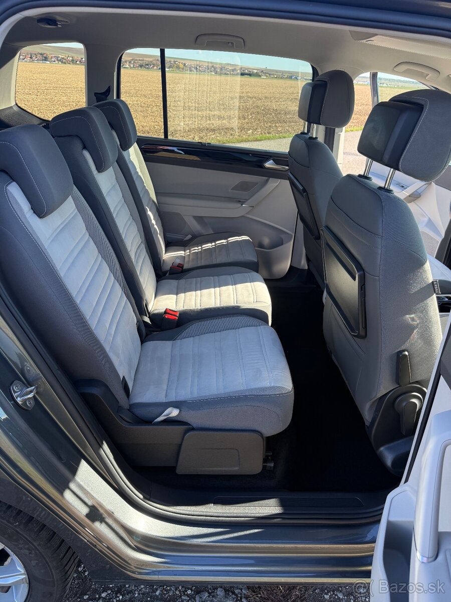 Volkswagen Touran 2.0TDi 110KW DSG 2019 - 10