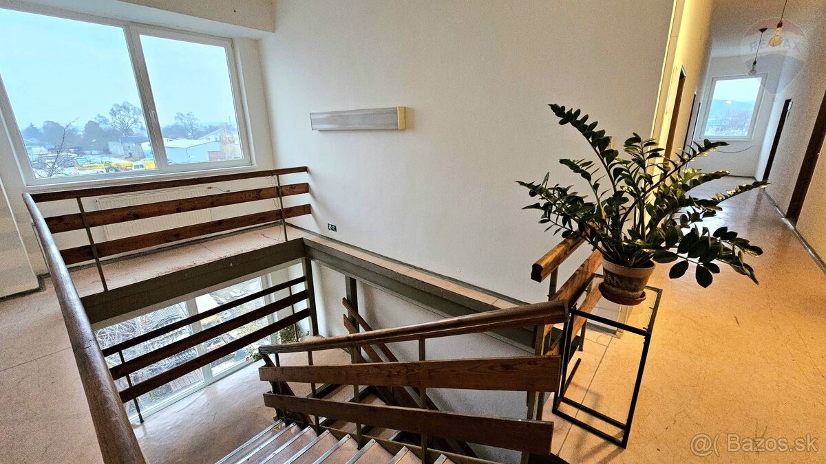 Prenájom kancelárie 13 m2 s parkovaním, Nitra - Priemyselná - 10