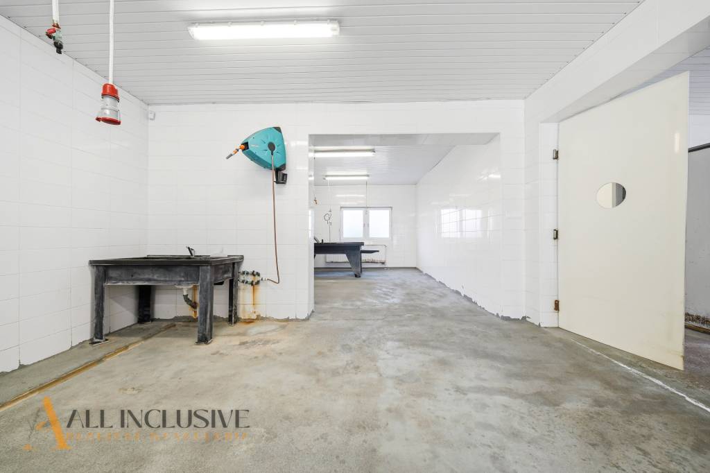 ALL INCLUSIVE | Na predaj polyfunkčná budova, Lehnice - 10