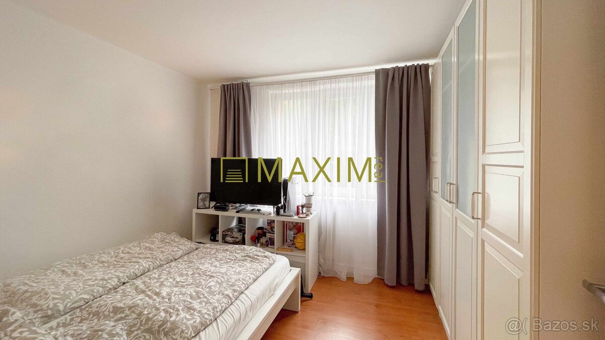 REZERVOVANÉ 4-izbový byt, 2. posch. + pivnica, rekonštrukcia - 10