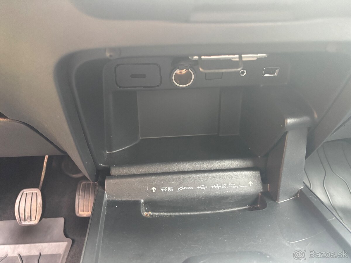 Predám Citroen C4 Grand Picasso 1,6hdi - 10