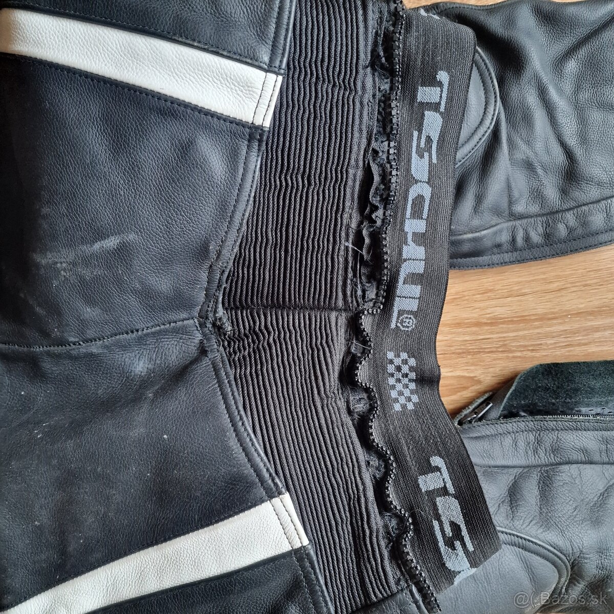 Čižmy, prilby, kombinéza - 10