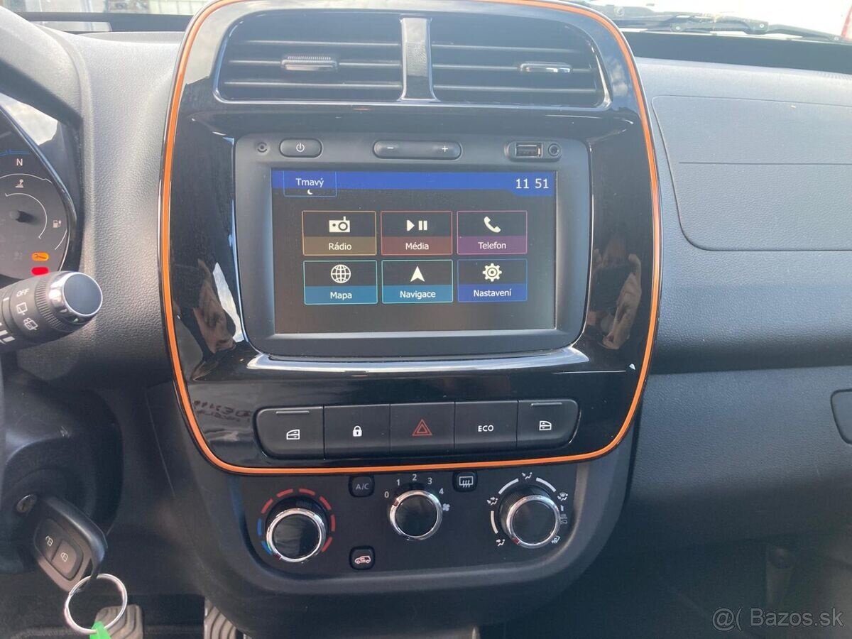 Dacia Spring - 10