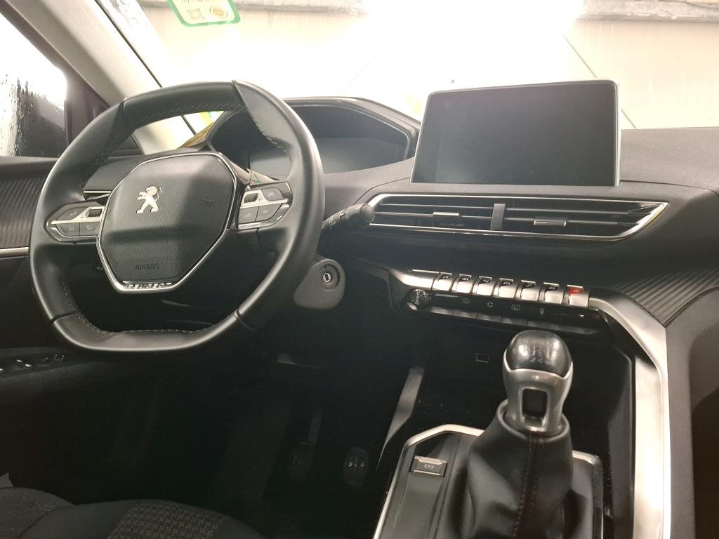 Peugeot 3008 2019 1.2 PURETECH 130ps - 10