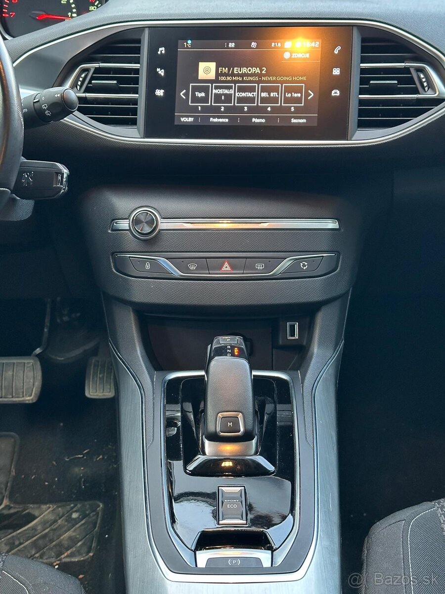 Peugeot 308 SW (2020) 1.2 PureTech - 10