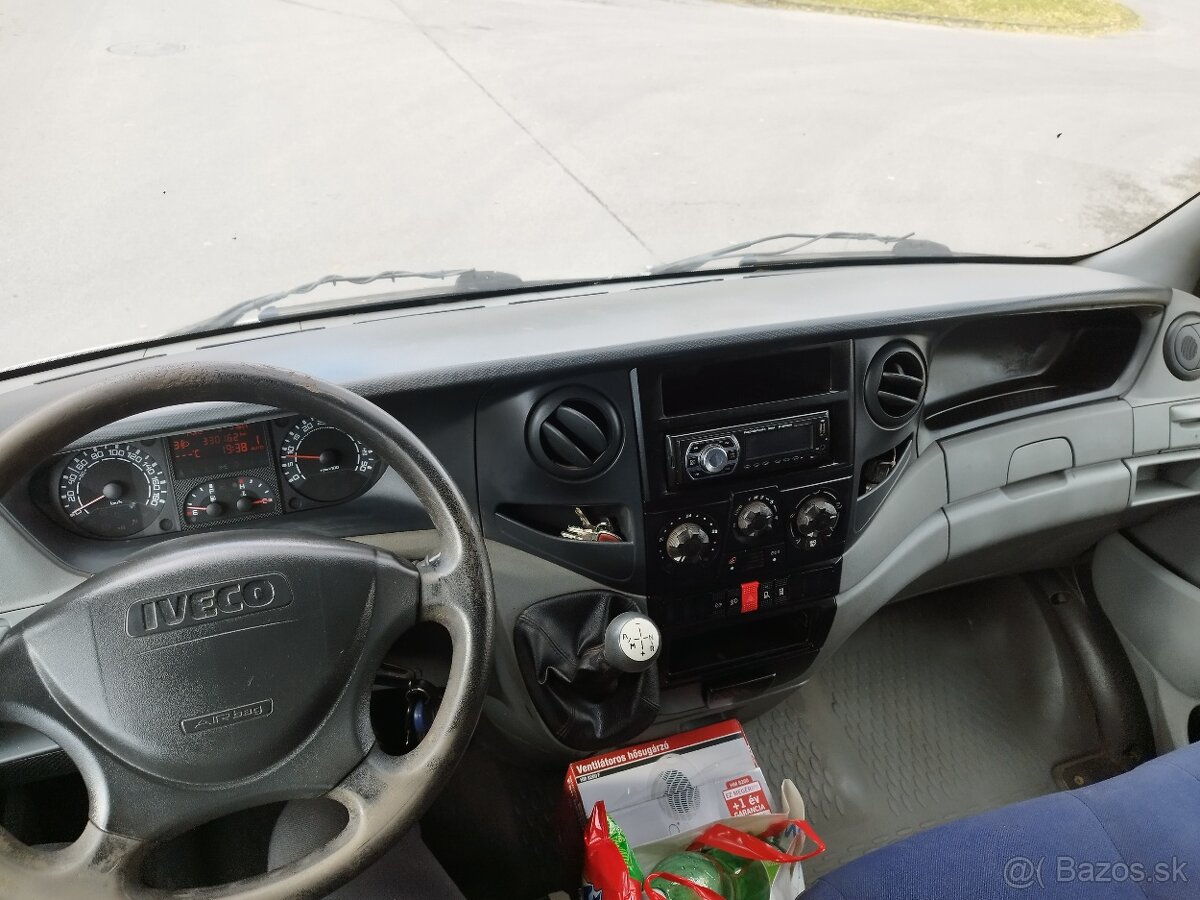 Iveco daily 2.3 hpi A/T - 10