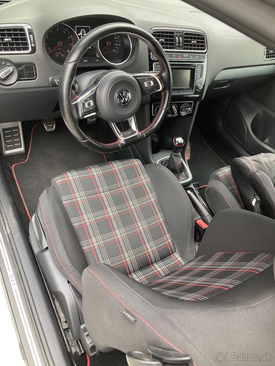 VW Polo Gti 1.8Tsi - 10