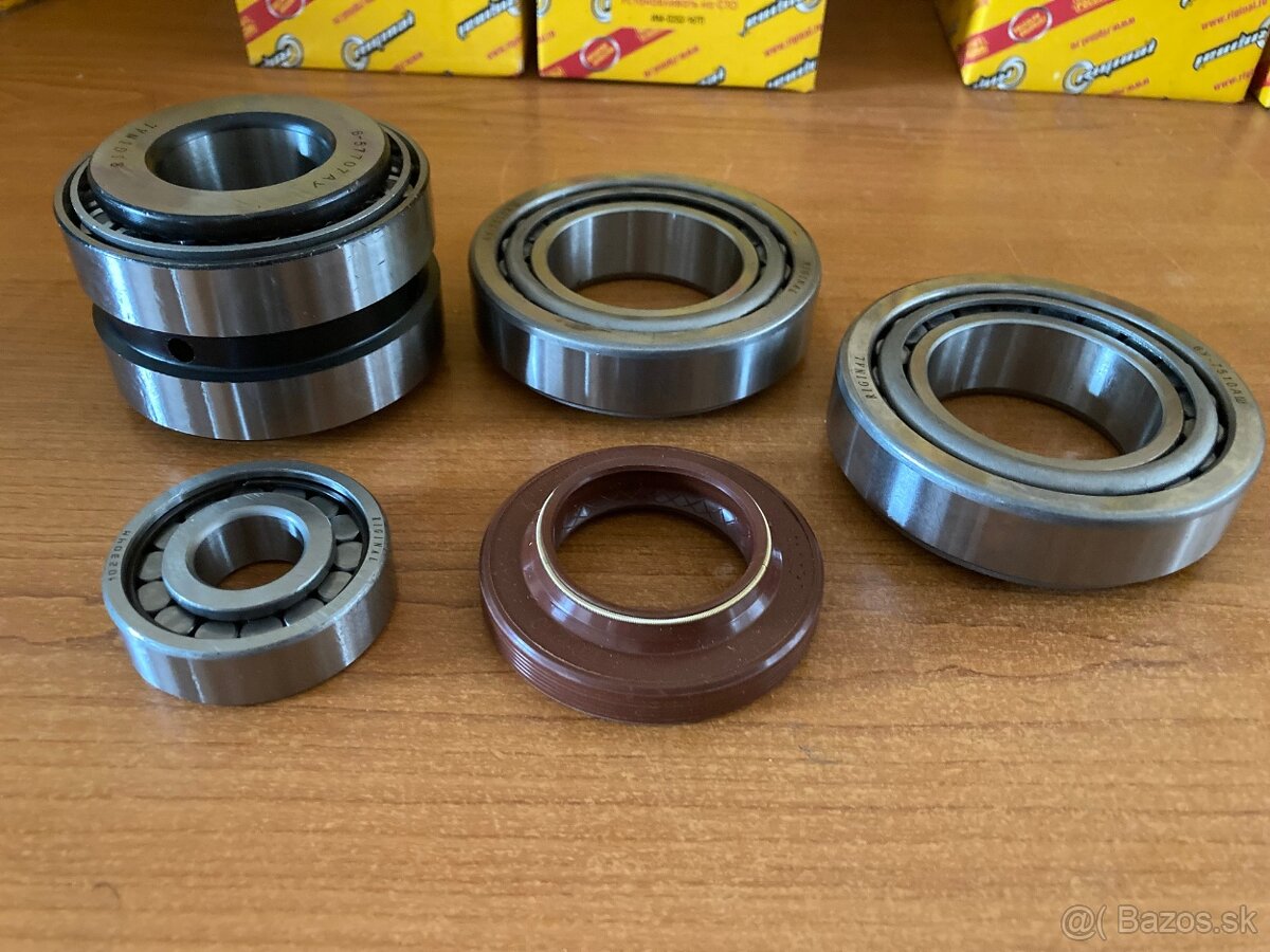 Uaz, Gaz ochranné manžety na nápravu predám - 10