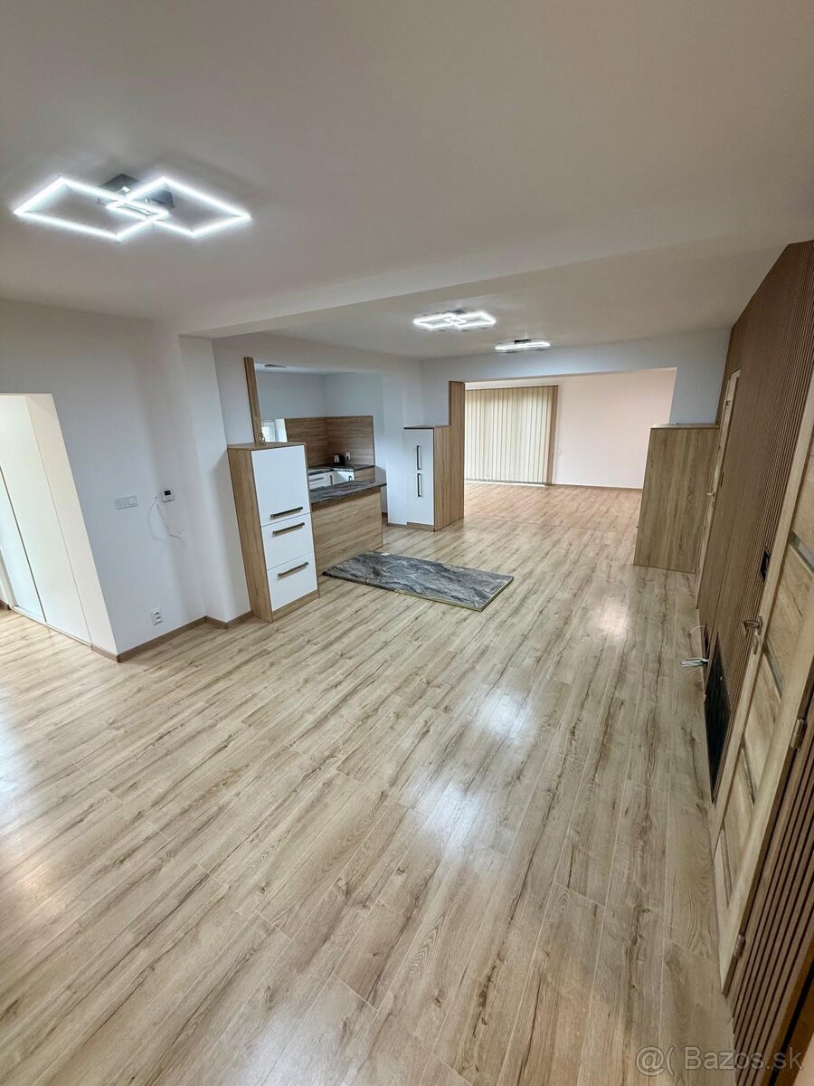 NA PREDAJ 5-izbový BUNGALOV - 10