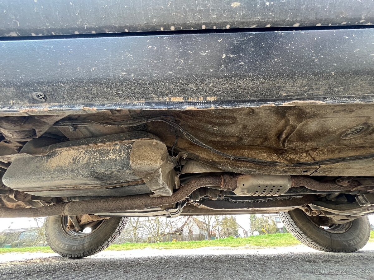 Rav 4 2,0 LPG 4X4 - 10