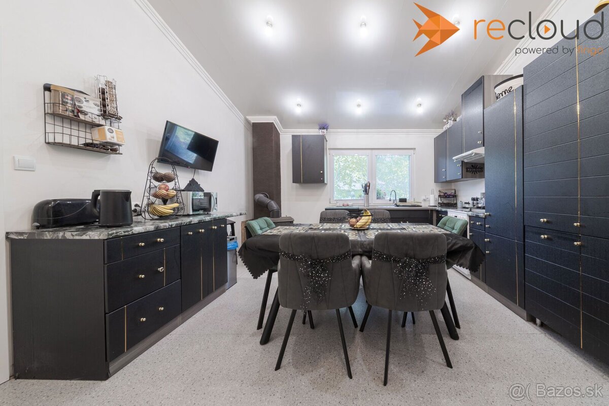 NA PREDAJ MODERNÝ DREVODOM - NOVOSTAVBA S CHATKOU, OBEC BYST - 10