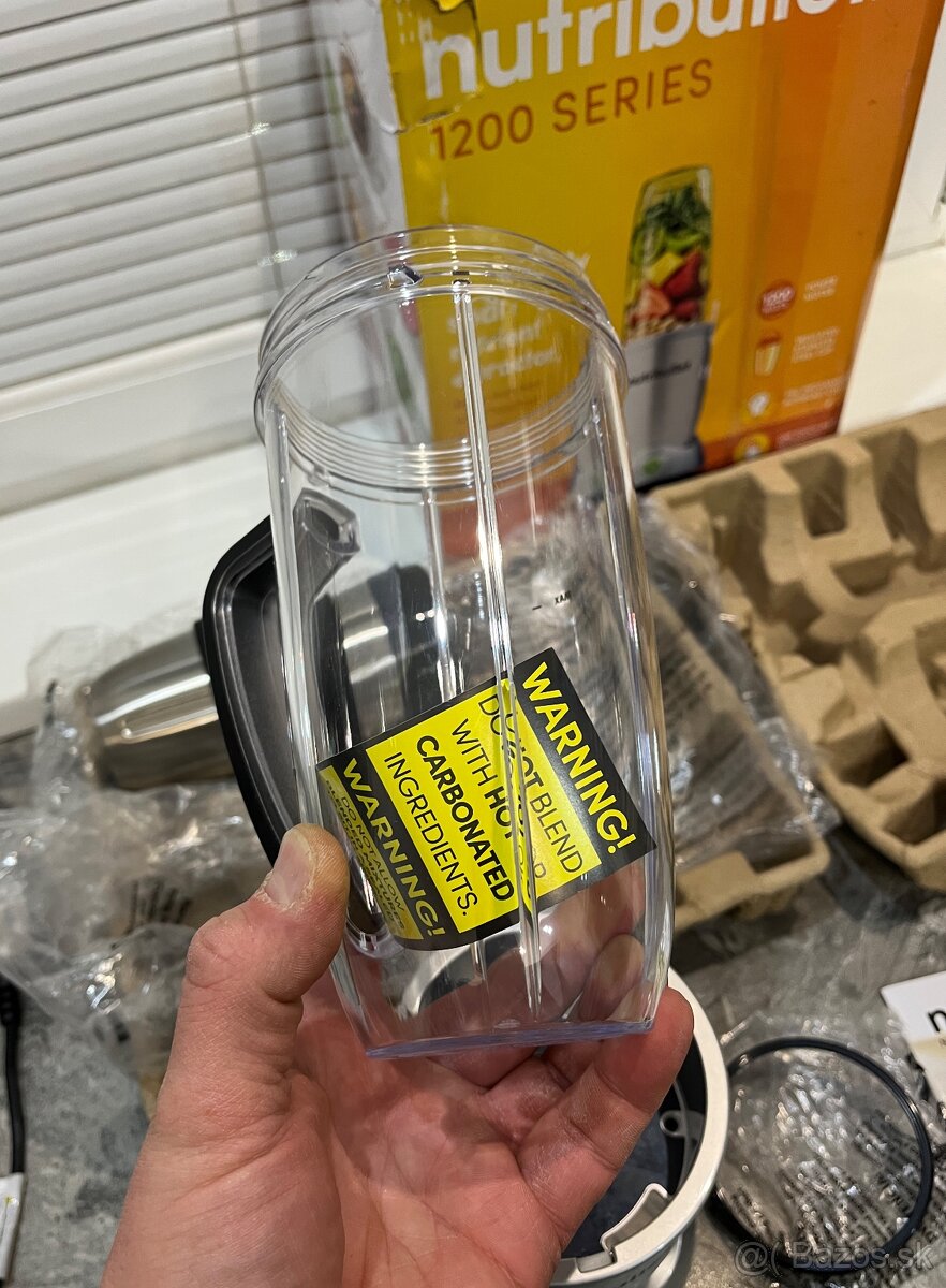 Nový NutriBullet 01410 radu 1200w, nerezová oceľ - 10