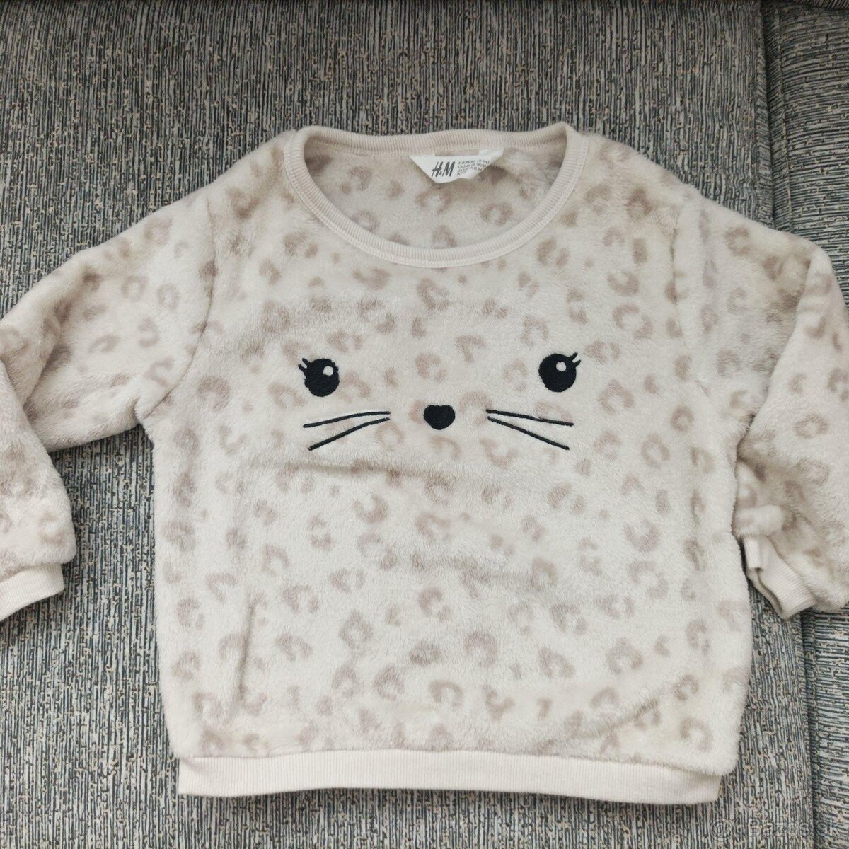 Nove mikiny 104/110 - 10