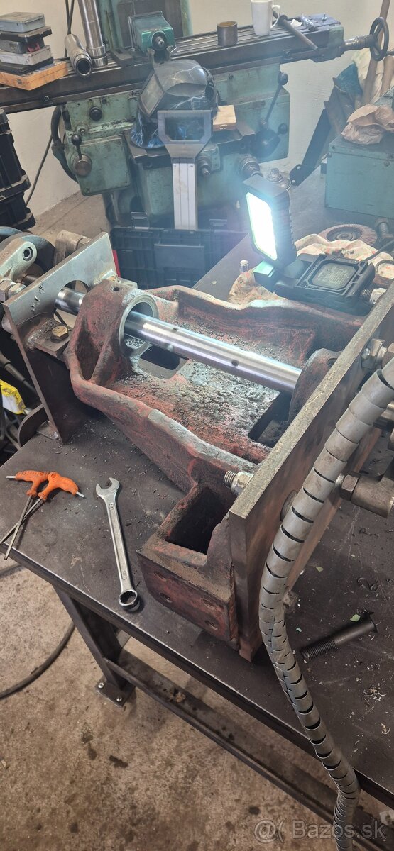 Oprava dier,uložení,čapov. Prečapovanie bagrov . - 10