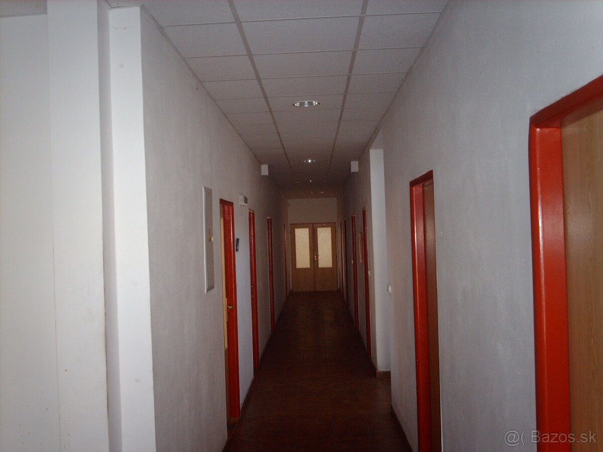 1-izbové ubytovanie Nováky vlastné sociálne zázemie - 10