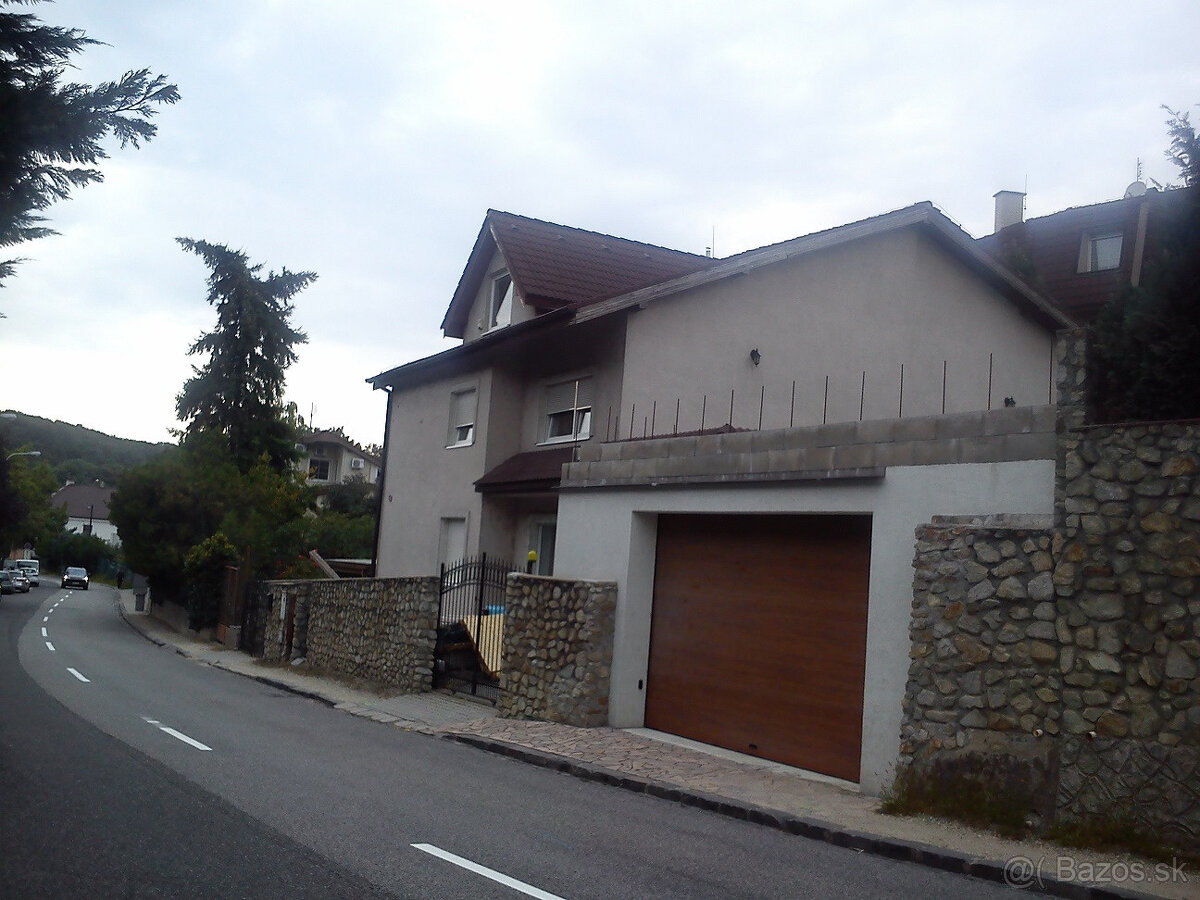 NEBYTOVÝ PRIESTOR V RD V STAROM MESTE, UL.PRI HABÁNSKOM MLYN - 10