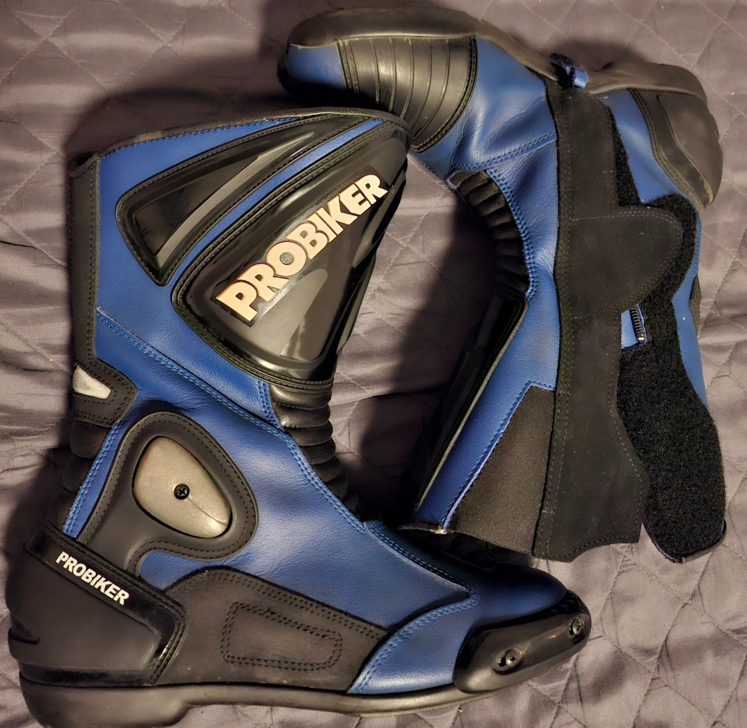 Vanucci a Dainese velk. 44 - 10