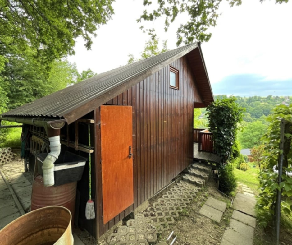 REKREAČNÁ CHATA NA PREDAJ - 10