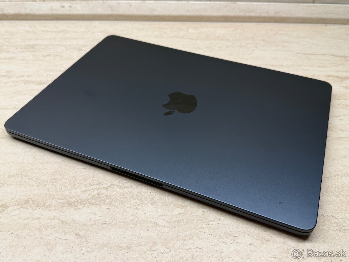 MacBook Air 13.6", M3, 8GB, 256GB, Midnight - 10