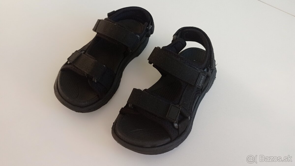 Sandále v. 31 - 10