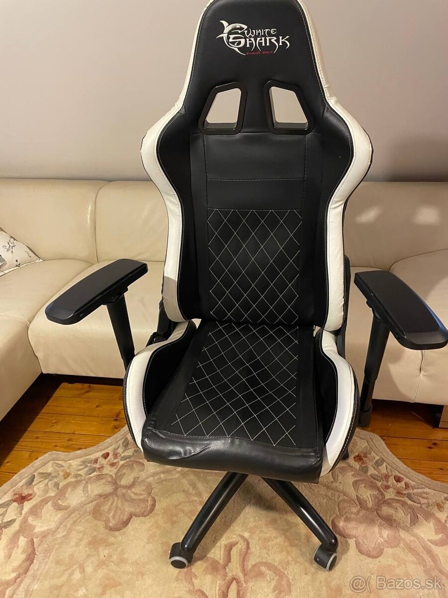 Herna Stolicka White Shark - 10