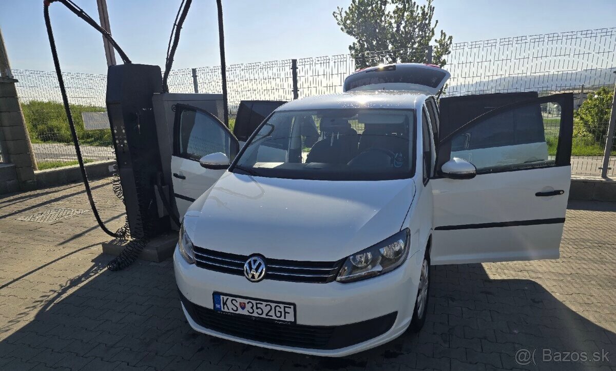 Predam /vymenim Volkswagen touran 2015 - 10