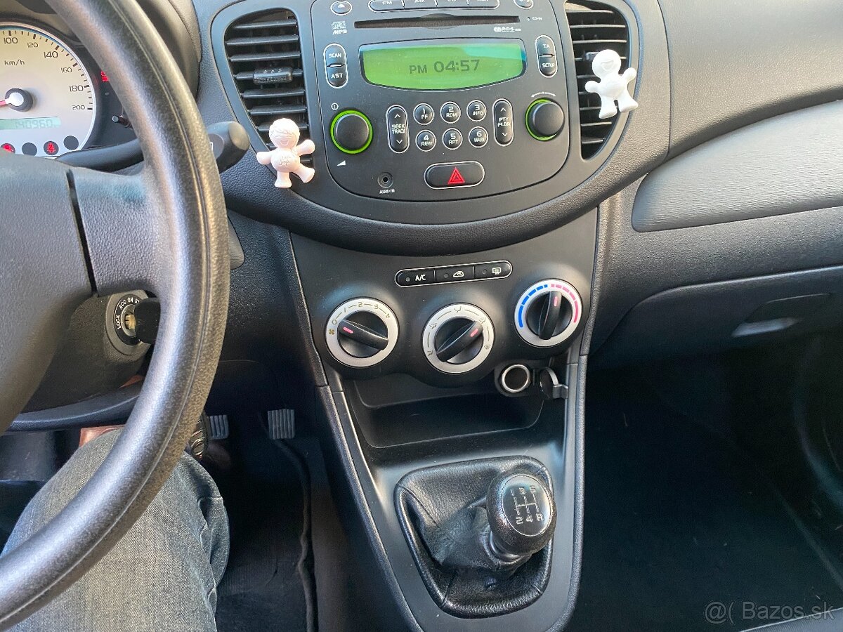 Hyundai i10 1.1i Style - 10