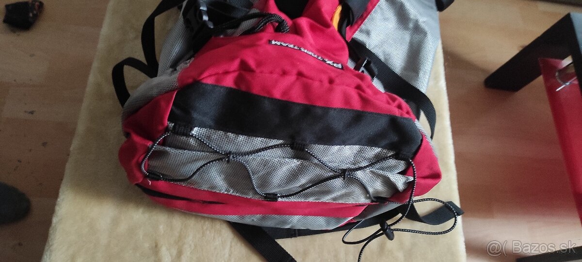 Veľký turistický batoh - 10