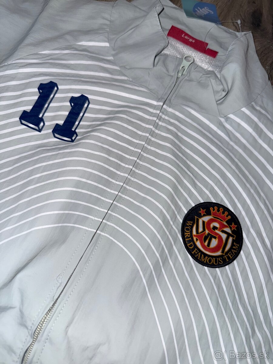 Supreme suprava - 10