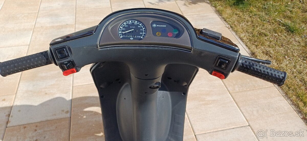 Piaggio Zip Fast Rider - 10